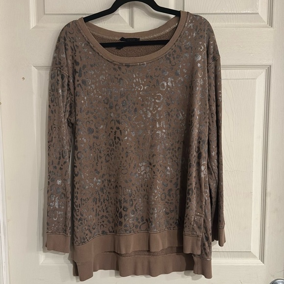 Jane and delancey medium leopard crewneck women’s - Picture 1 of 8